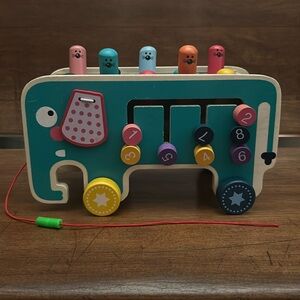 Wooden toy for babies/toddlers